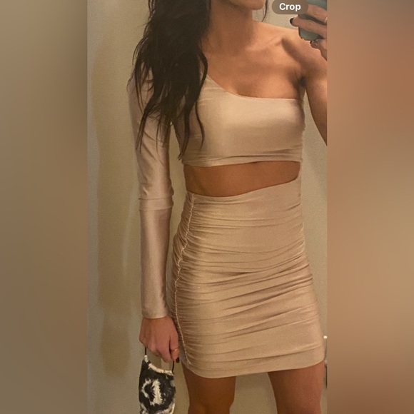 Gold One Shoulder Cut Out Bodycon Mini Dress Size XS - Picture 2 of 2